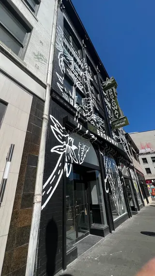 Broadway Cannabis Market Weed Dispensary - Downtown Portland