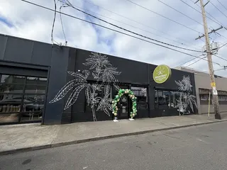 Broadway Cannabis Market Weed Dispensary - Montavilla