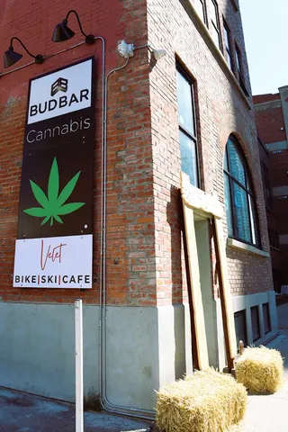 Bud Bar Cannabis Weed Dispensary Stampede