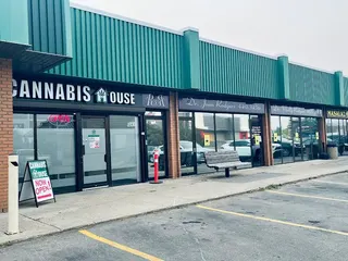 Cannabis House Whitemud