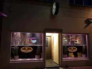 Coffeeshop Mary Jane