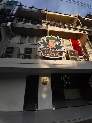 Drewissharing Luxury Cannabis Dispensary