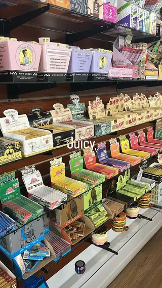 E-Z Stop Market