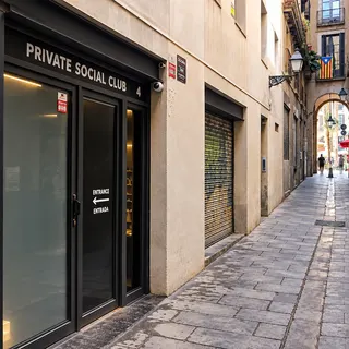 EXOTIC HOUSE BCN
