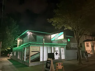 Floyd's Fine Cannabis on Broadway