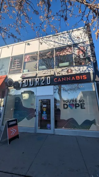 FOUR20