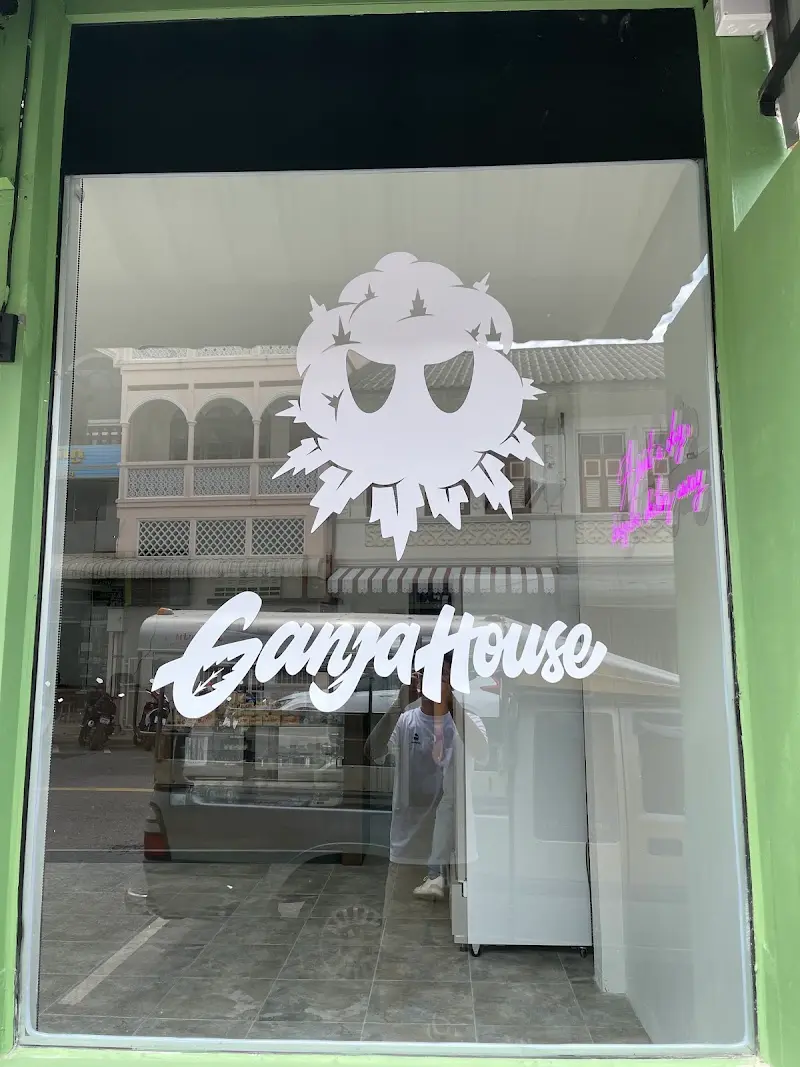 Ganja House Cafe | Cannabis Dispensary Patong Phuket | 大麻之家 | Best Weed Shop