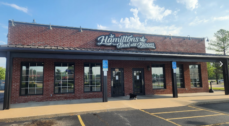 Hamiltons Bud and Bloom Dispensary - Broken Arrow