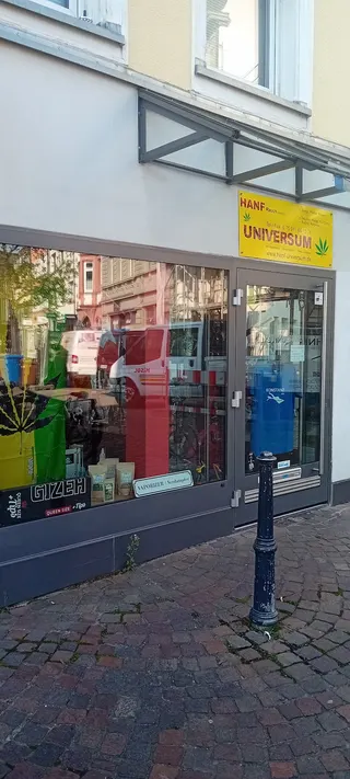 Hanf Universum