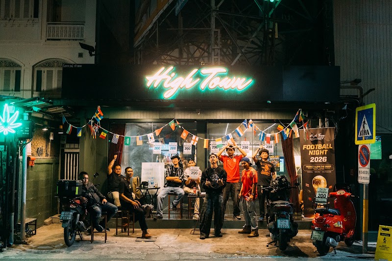 High Town Tha Phae ( Cannabis Shop )