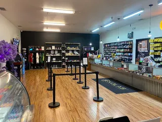 KOLAS Weed Dispensary & Delivery - Fruitridge, Sacramento