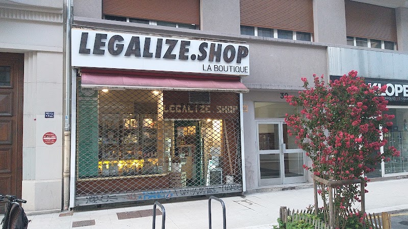 LEGALIZE La Boutique