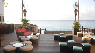 Lounge 2727