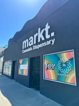 Markt. Weed Dispensary Universal City