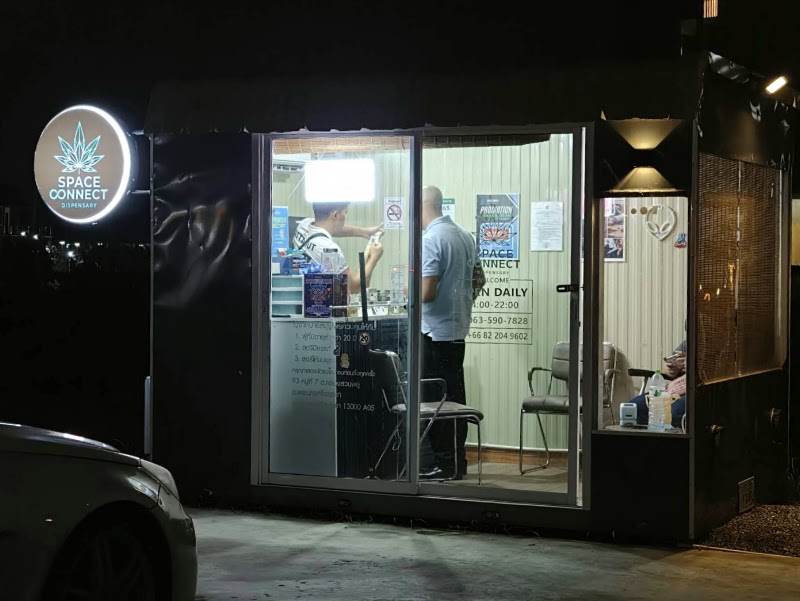 Space connect dispensary