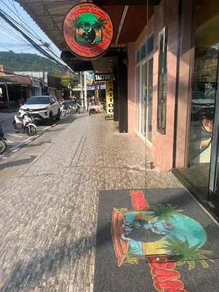 Stoners Samui Lamai