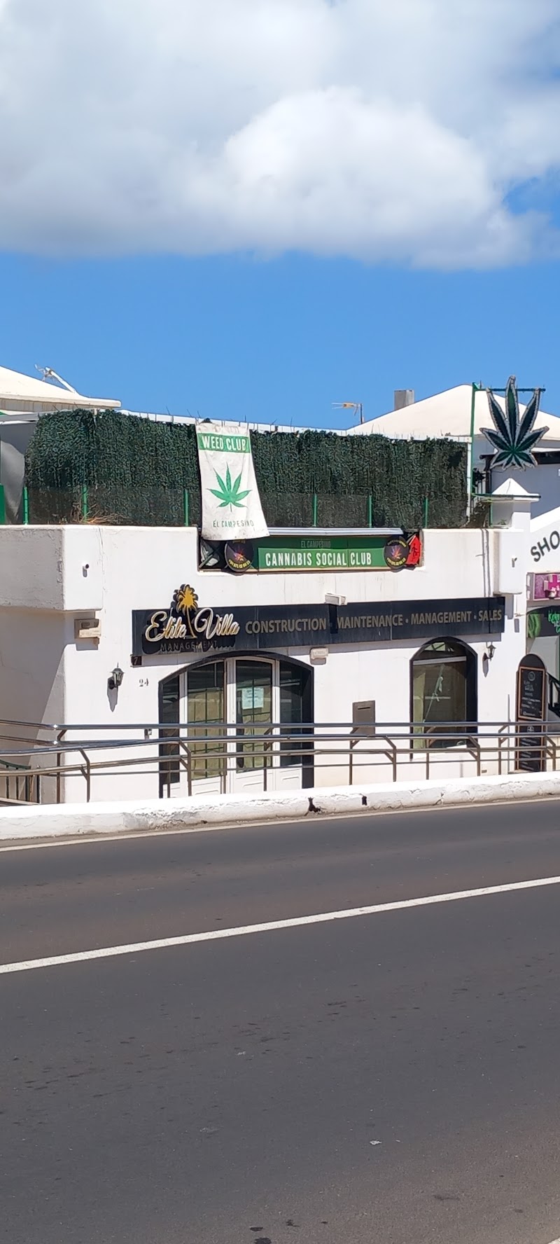 WEED SHOP EL CAMPESINO
