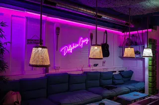 Dolphin Gang Social club, foto 2