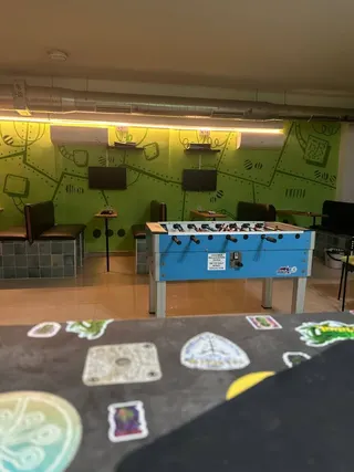 GreenRobot social club, photo 2