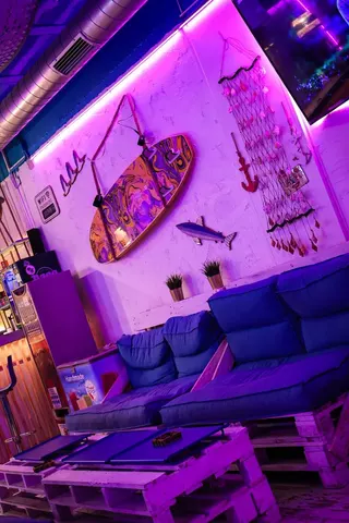 Dolphin Gang Social club, foto 4