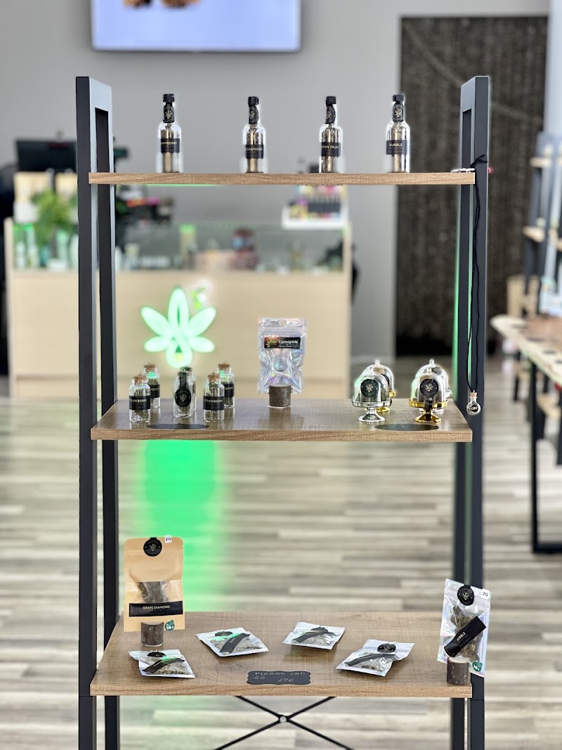 NATURA CBD STORE, photo 4