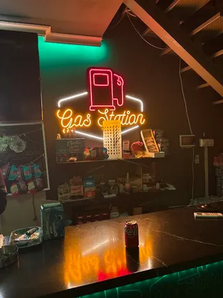 Gas station social club, фото 7
