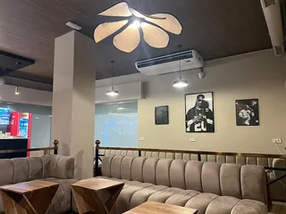 Snoop Dogg Social Club, photo 7