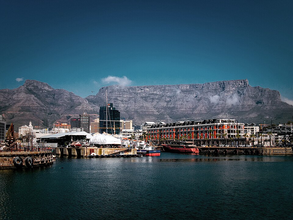 Table Mountain and Cape Town waterfront